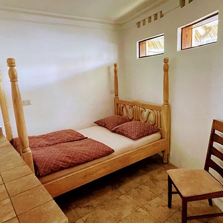 Banda Lodge Masaka Bagian luar foto