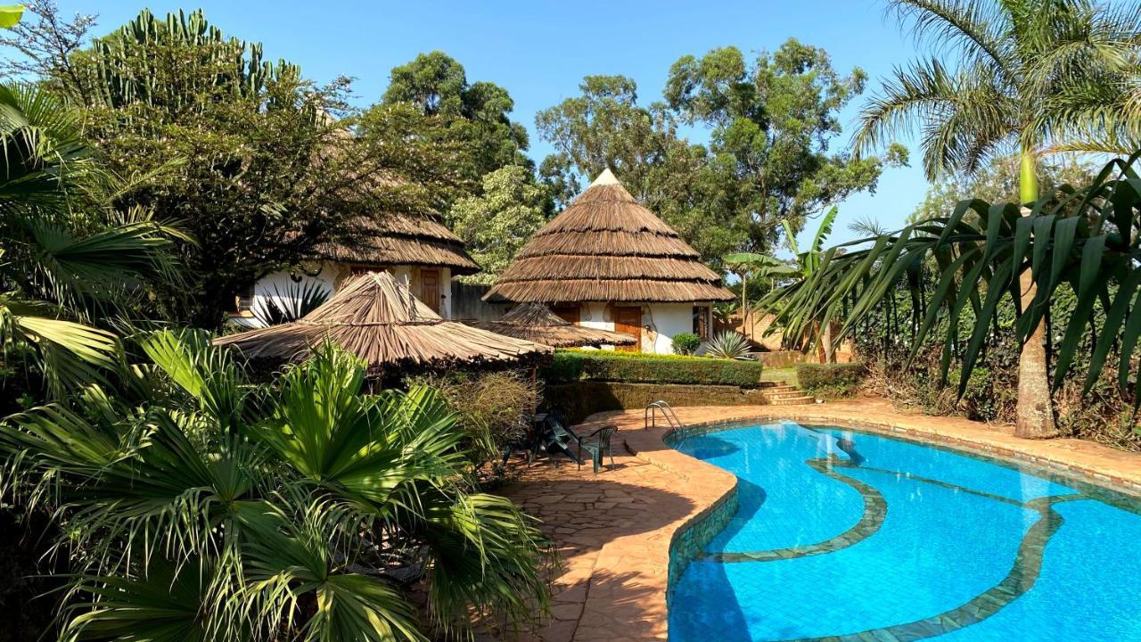 Banda Lodge Masaka Bagian luar foto