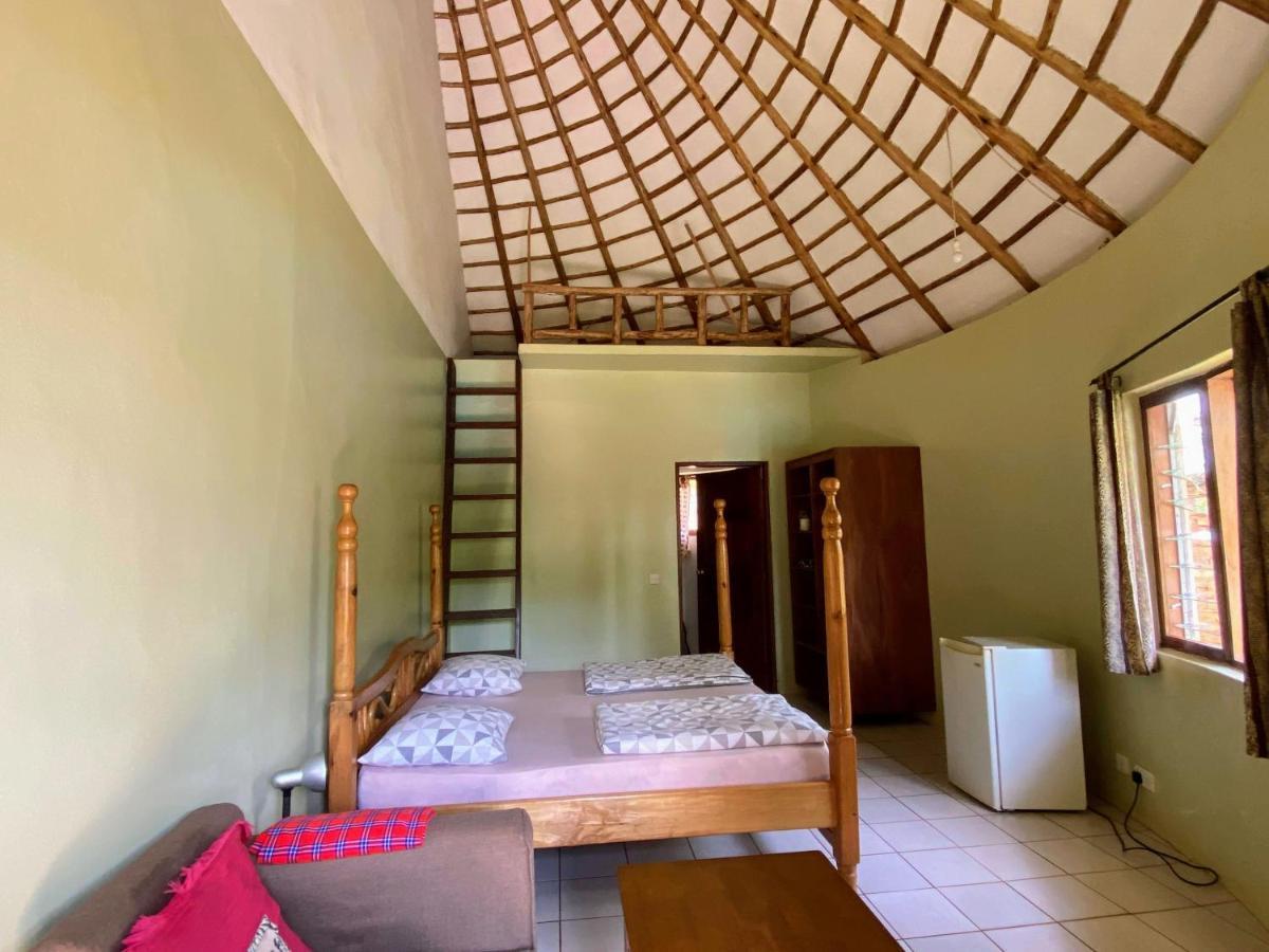 Banda Lodge Masaka Bagian luar foto