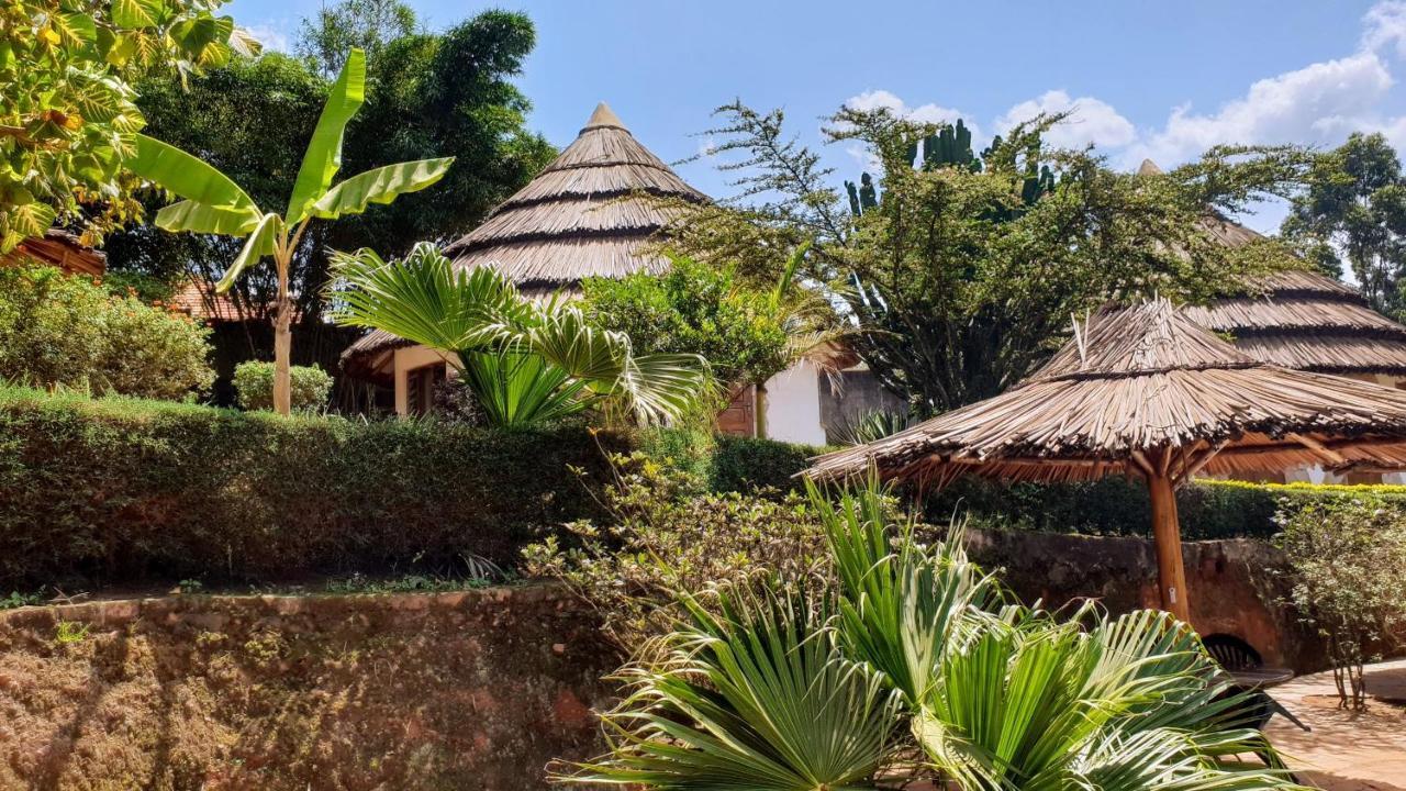Banda Lodge Masaka Bagian luar foto