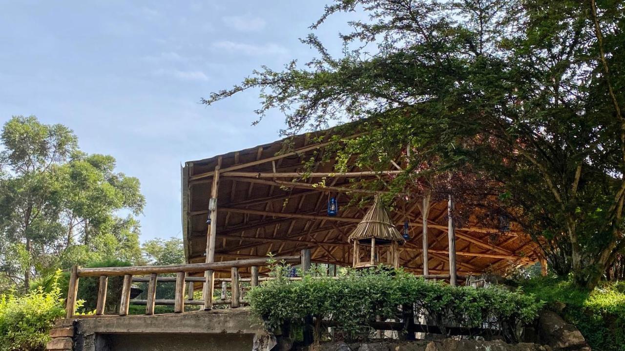 Banda Lodge Masaka Bagian luar foto