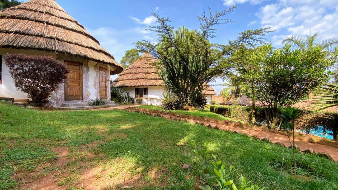 Banda Lodge Masaka Bagian luar foto